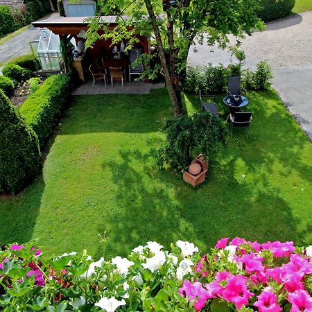 Готель Gastehaus Winkler Karres Екстер'єр фото